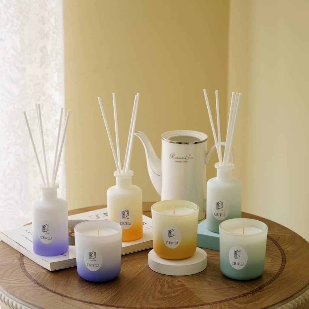 3 Colors Gradient Sandblasted Glass Jar Scented Candle Reed Diffuser Set