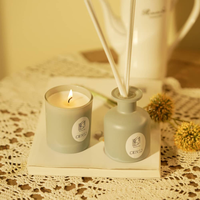 Green Sandblasted Craft Glass Scented Candle Reed Diffuser Set