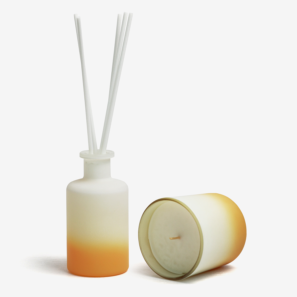 3 Colors Gradient Sandblasted Glass Jar Scented Candle Reed Diffuser Set